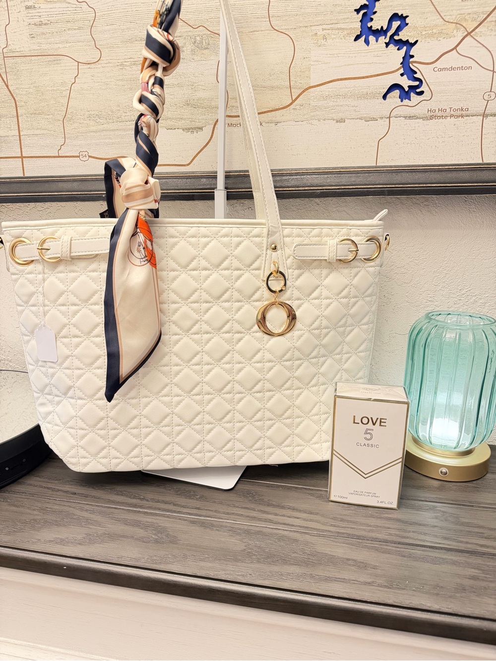 New Elegant White Quilted Tote Bag with Scarf Accent.  Large.  New